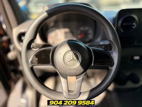 Used 2019 Mercedes-Benz Sprinter 2500 image 15