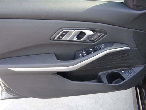 Used 2021 BMW 330e w/ Convenience Package image 12