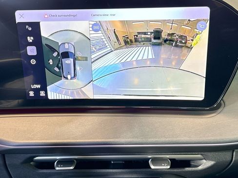 New 2026 Audi Q3 quattro 2.0T AWD/4WD image 12