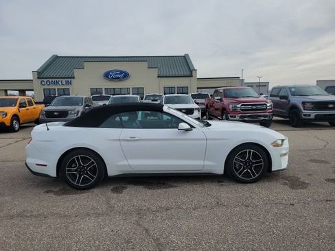Used 2022 Ford Mustang Premium image 20