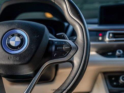 Used 2016 BMW i8 image 18
