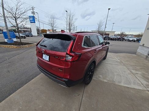 Certified 2023 Honda CR-V Sport image 3