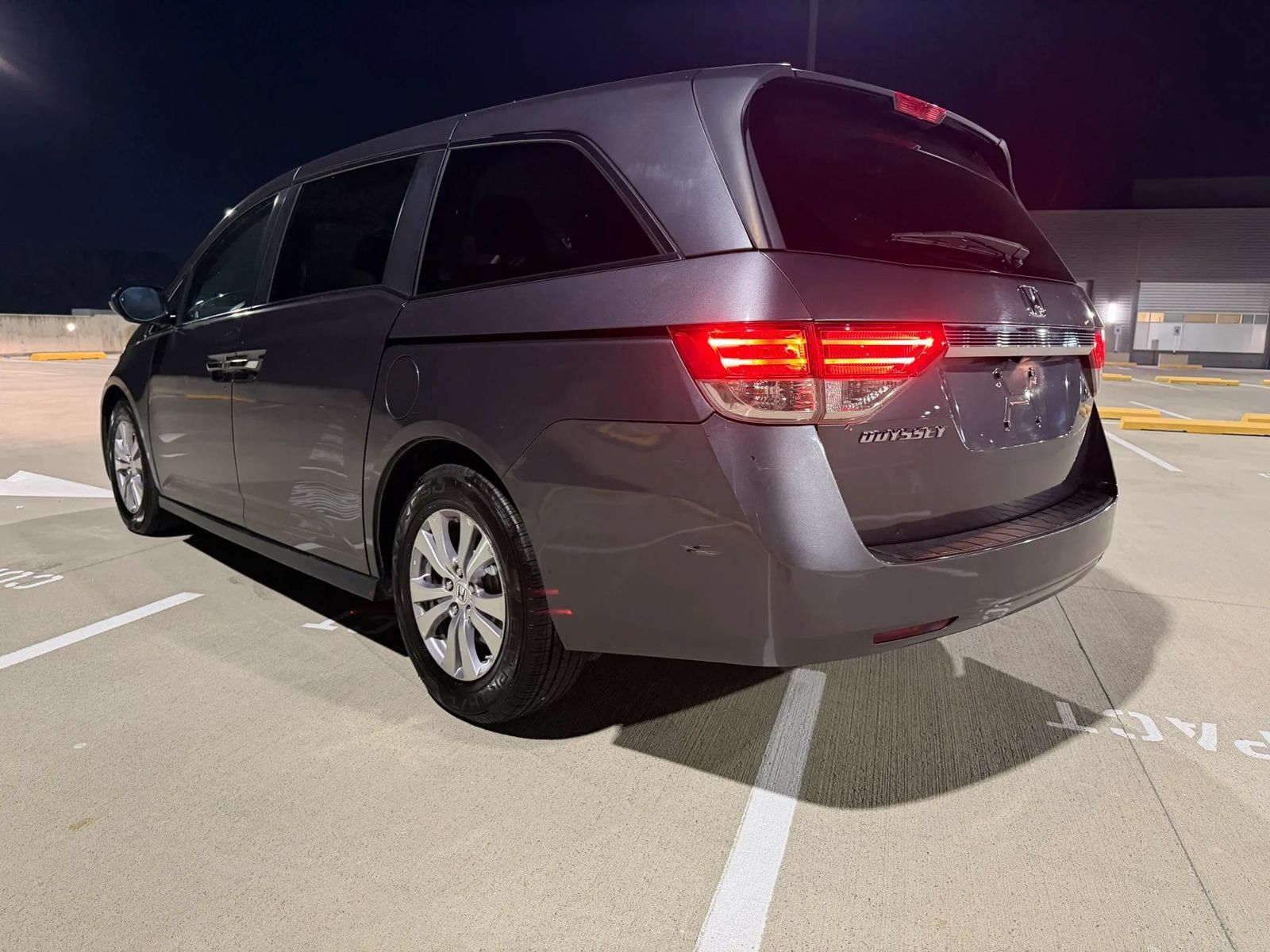 Used 2015 Honda Odyssey EX image 12