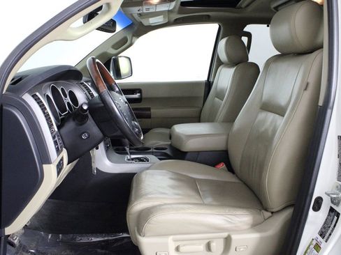 Used 2012 Toyota Sequoia Platinum image 13