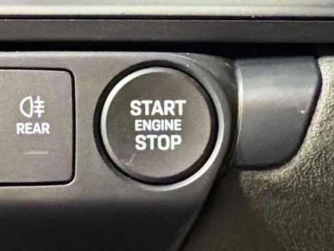 Used 2025 Porsche 911 Carrera 4 GTS image 32