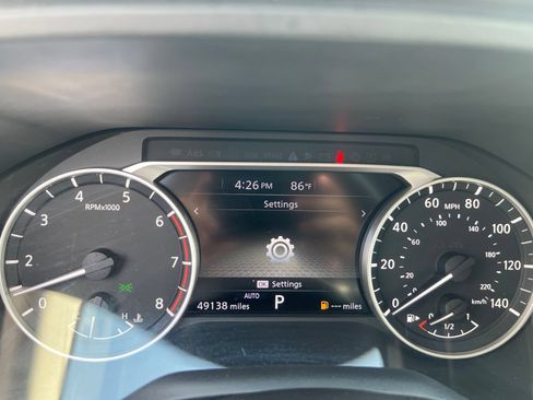 Used 2022 Nissan Rogue SV AWD/4WD image 18