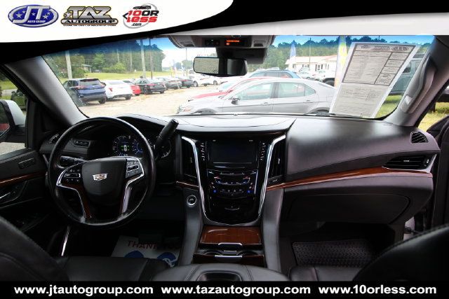 Used 2019 Cadillac Escalade ESV Premium Luxury w/ Escalade Sport Edition AWD/4WD image 13
