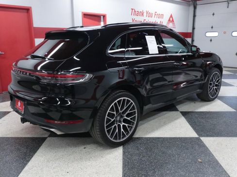 Used 2020 Porsche Macan image 7