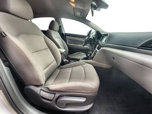Used 2020 Hyundai Elantra SEL FWD image 29