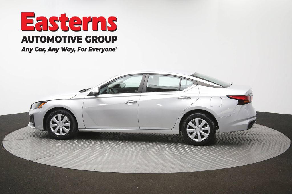 Used 2023 Nissan Altima 2.5 S FWD image 59