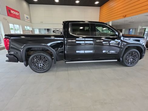 Used 2022 GMC Sierra 1500 Denali Ultimate AWD/4WD image 6