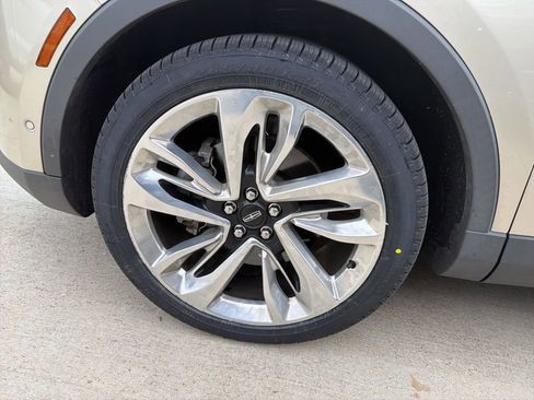 Used 2017 Lincoln MKX Reserve w/ Driver Assistance Package image 18