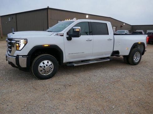 New 2026 GMC Sierra 3500 SLT w/ SLT Premium Package AWD/4WD image 7