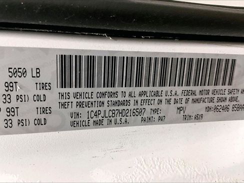 Used 2017 Jeep Cherokee Latitude image 33