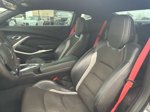 Used 2021 Chevrolet Camaro SS image 8