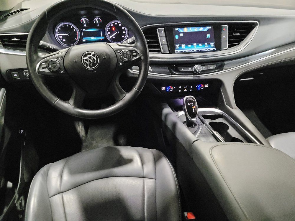 Used 2018 Buick Enclave Essence AWD/4WD image 22