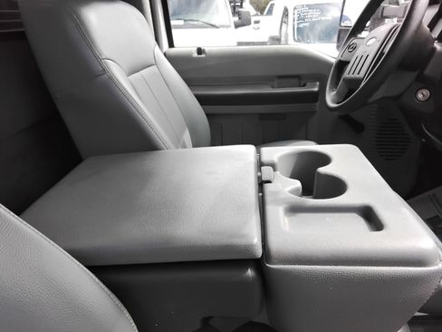 Used 2013 Ford F450 XL image 14