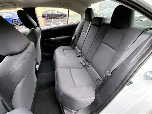 Used 2025 Toyota Corolla LE image 19