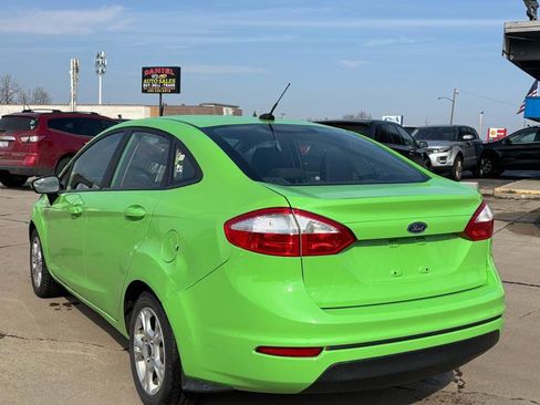 Used 2015 Ford Fiesta SE w/ Comfort Package image 3