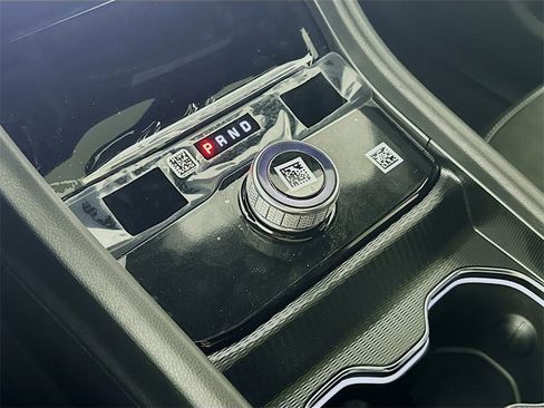 New 2026 Jeep Grand Cherokee Altitude image 12