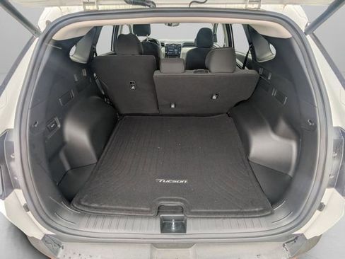 Certified 2024 Hyundai Tucson SEL FWD image 10
