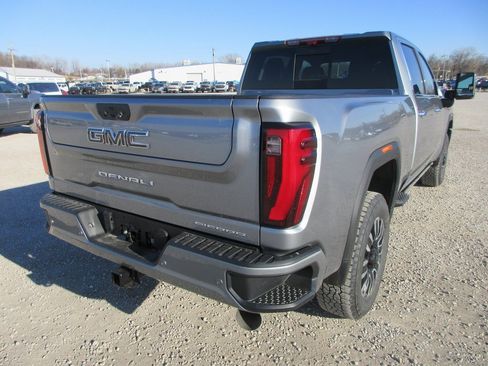 New 2026 GMC Sierra 2500 Denali Ultimate image 5