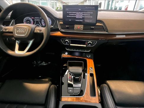 Used 2023 Audi Q5 2.0T Prestige w/ Prestige Package AWD/4WD image 17