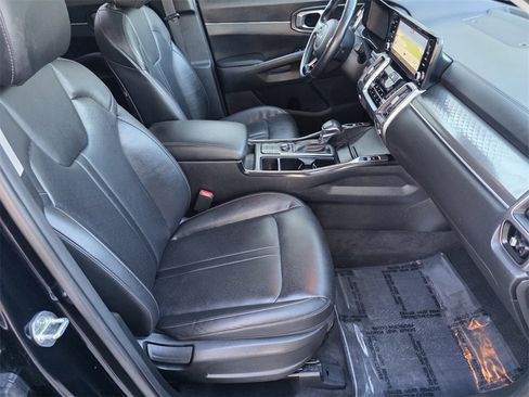 Used 2022 Kia Sorento S image 34