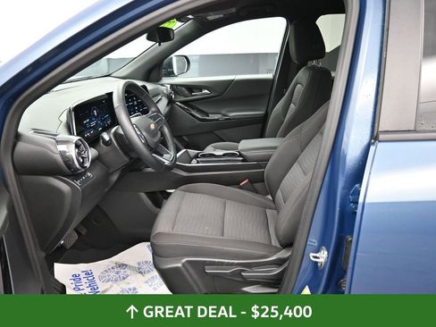 Used 2025 Chevrolet Equinox LT AWD/4WD image 28