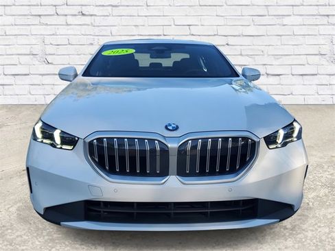 Used 2025 BMW 530i image 6