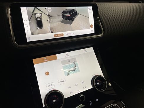 Used 2021 Land Rover Range Rover Velar R-Dynamic S image 20