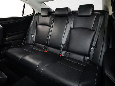 Used 2020 Lexus ES 300h 300h w/ Premium Package image 25