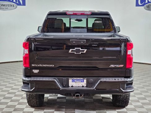 Used 2022 Chevrolet Silverado 1500 ZR2 w/ Technology Package AWD/4WD image 4