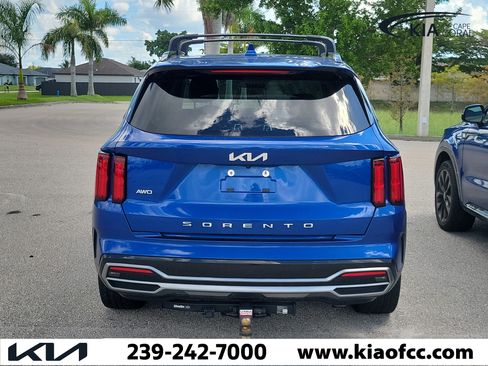 Used 2022 Kia Sorento SX AWD/4WD image 6