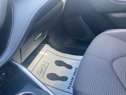 Used 2023 Toyota Highlander LE image 71