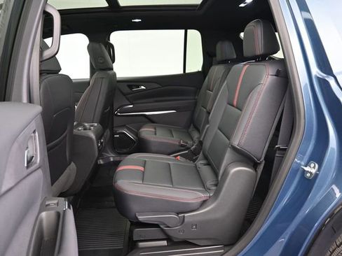 New 2026 Chevrolet Traverse RS w/ LPO, Floor Liner Package FWD image 29