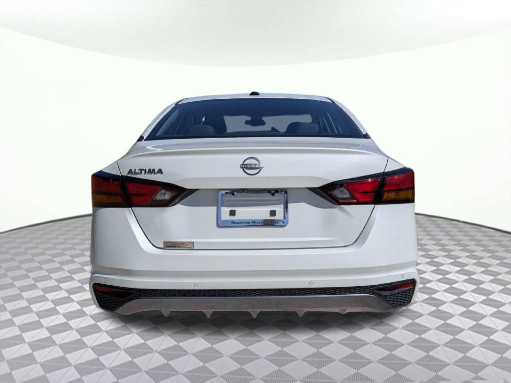 Used 2026 Nissan Altima 2.5 SV FWD image 4