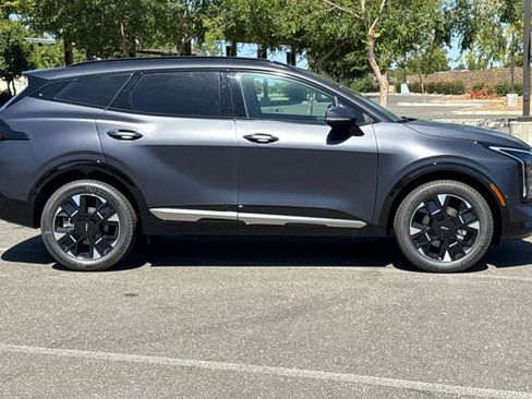 New 2026 Kia Sportage SX image 3