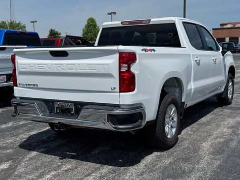 Used 2025 Chevrolet Silverado 1500 LT AWD/4WD image 3