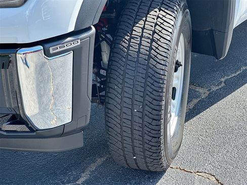 New 2025 GMC Sierra 3500 Pro w/ Convenience Package image 23