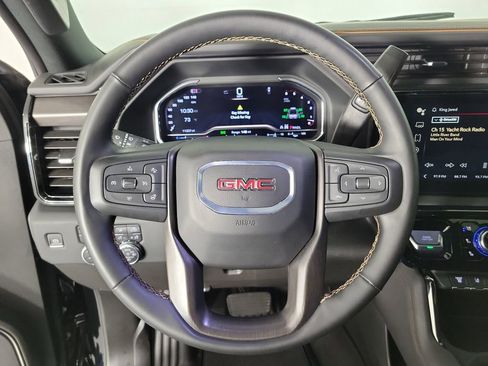 Used 2024 GMC Sierra 2500 AT4 w/ AT4 Premium Plus Package AWD/4WD image 20