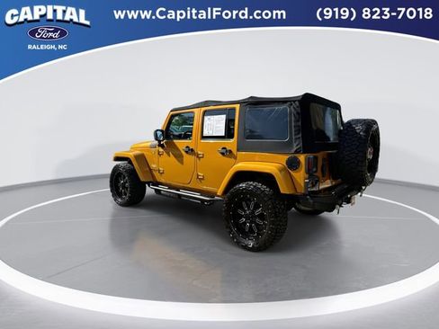 Used 2014 Jeep Wrangler Unlimited Sahara w/ Max Tow Package image 6