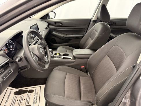 Certified 2025 Nissan Altima 2.5 S image 7