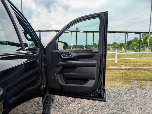 Used 2022 Chevrolet Tahoe Z71 AWD/4WD image 13