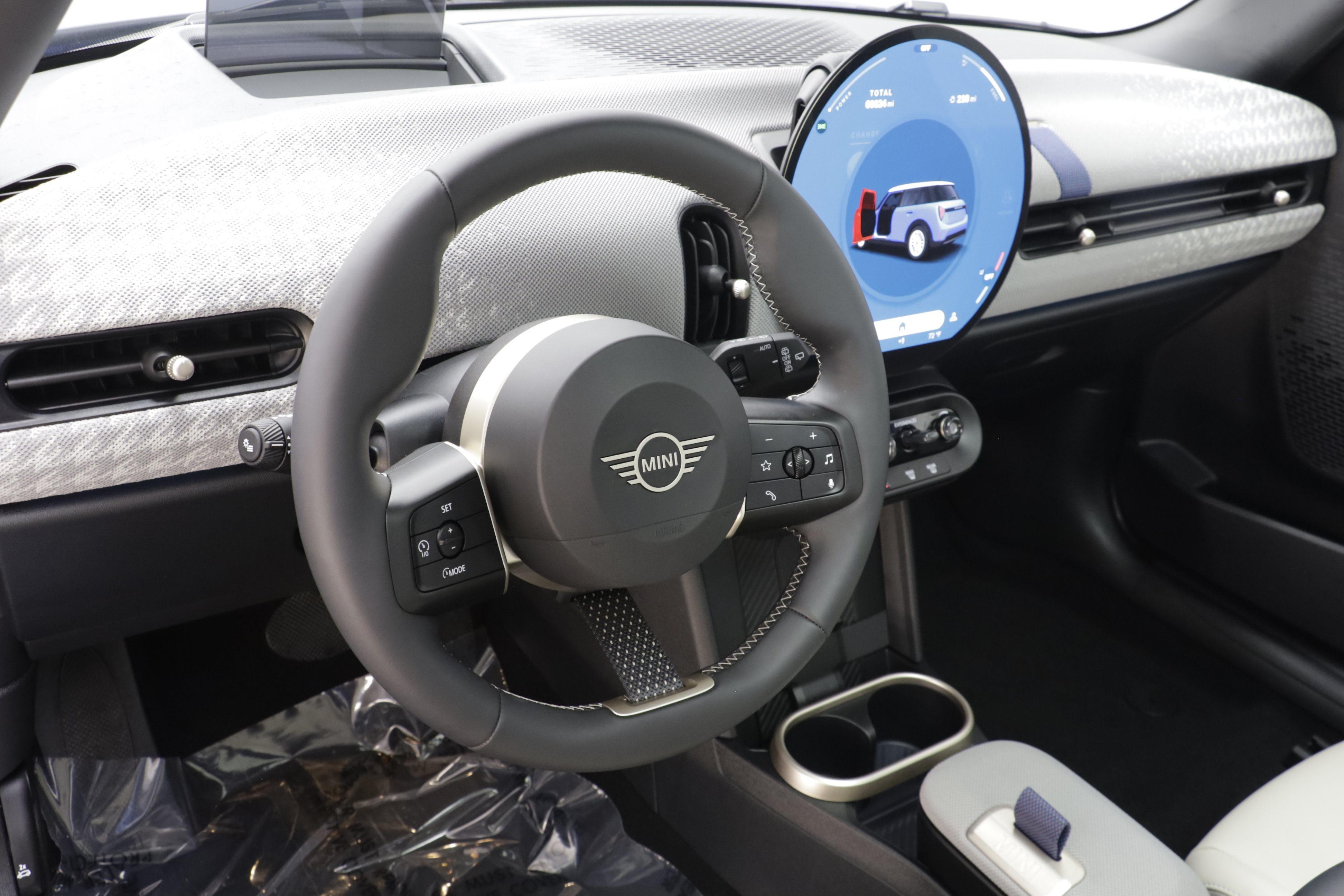 Certified 2025 MINI Cooper S FWD image 7
