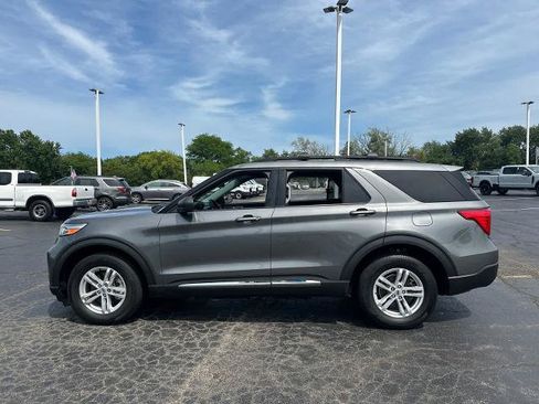 Certified 2023 Ford Explorer XLT w/ Equipment Group 202A AWD/4WD image 5