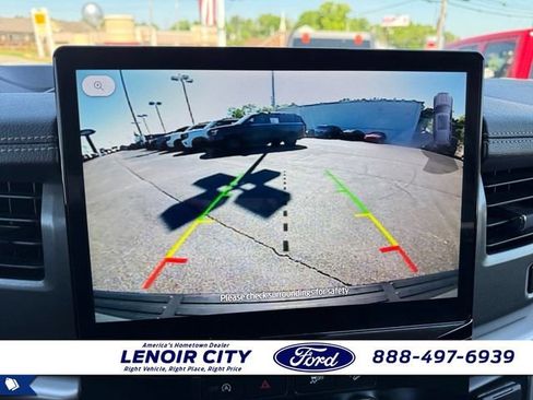 Used 2024 Ford Expedition Max XLT AWD/4WD image 24