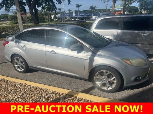 Used 2013 Ford Focus Titanium image 1