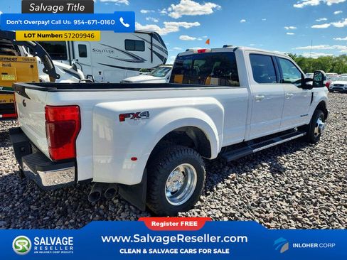 Used 2020 Ford F350 Lariat w/ Lariat Value Package AWD/4WD image 4
