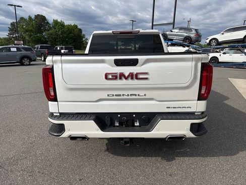 Used 2022 GMC Sierra 1500 Denali w/ Denali Premium Package AWD/4WD image 6